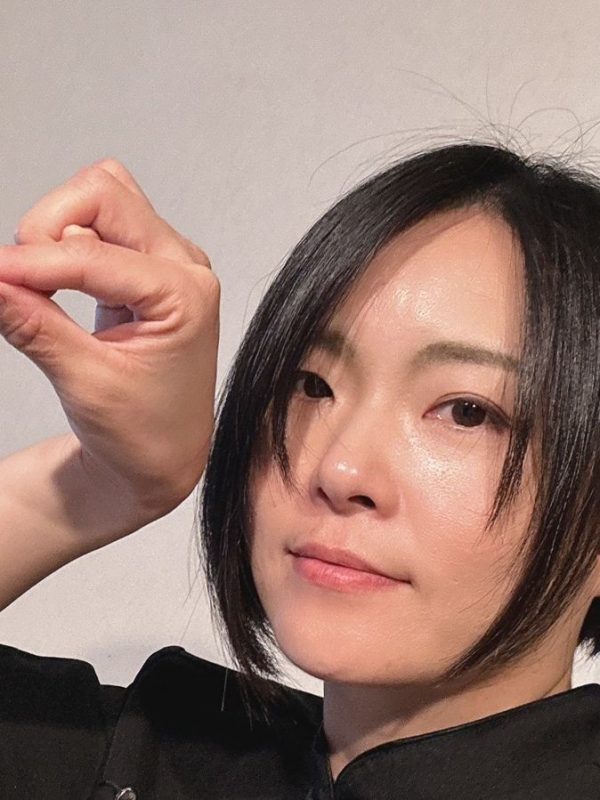 育てる女
